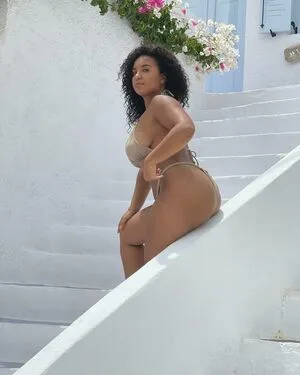 Chloecvlogs OnlyFans Leaked Free Thumbnail Picture - #RD62p8M3VR