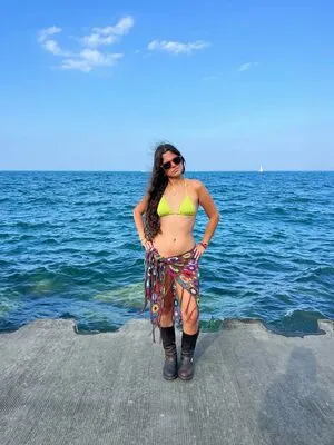 Chloeforero OnlyFans Leaked Free Thumbnail Picture - #tJLQqcshoz