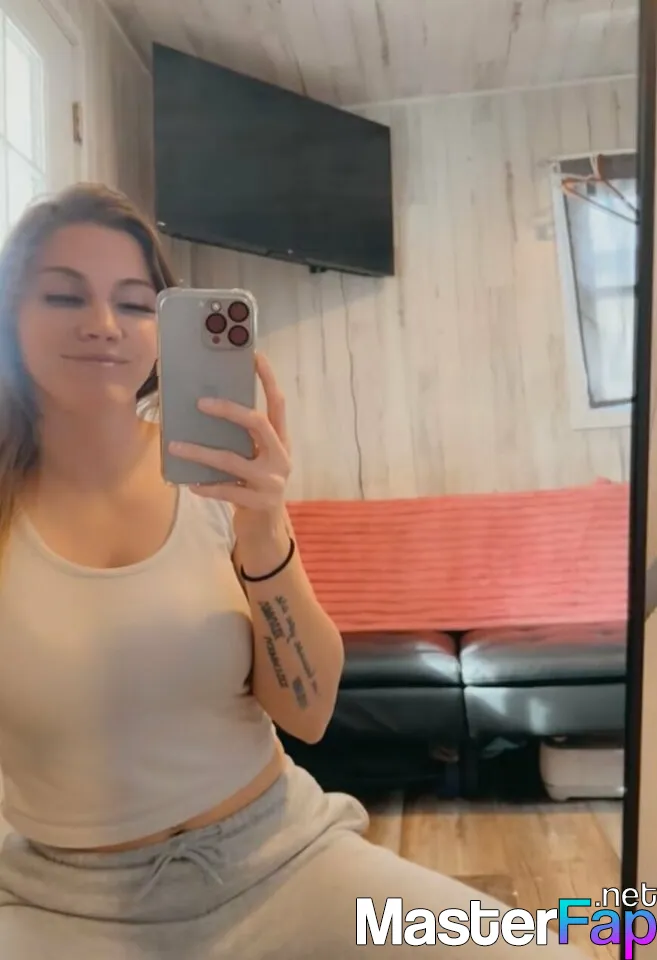 chloeklinexo