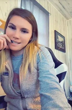 Chloeklinexo OnlyFans Leaked Free Thumbnail Picture - #kPN5WQWLil