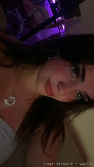 Chloemarie34 OnlyFans Leaked Free Thumbnail Picture - #6CCVboyyNe