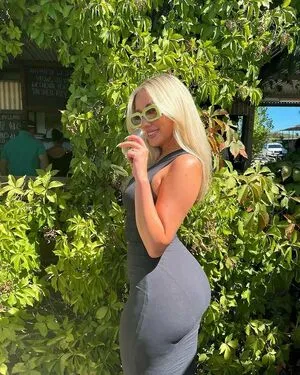 Chloemoriondo OnlyFans Leaked Free Thumbnail Picture - #1PcLopSRJl