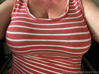 Chloeperrie2 OnlyFans Leaked Free Thumbnail Picture - #iaIMVp6s7x