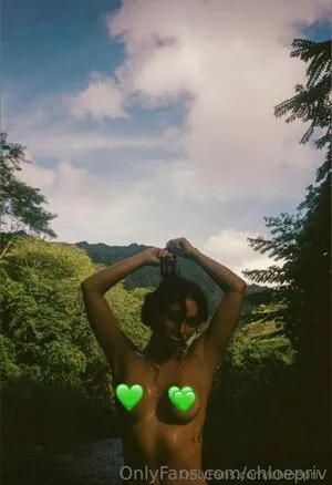 Chloepriv OnlyFans Leaked Free Thumbnail Picture - #9IwKfxd7d0