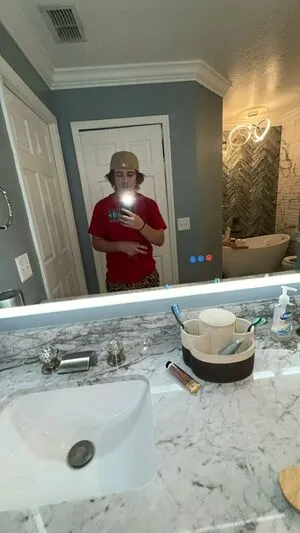 Chloer0se OnlyFans Leaked Free Thumbnail Picture - #3f74amfm3c