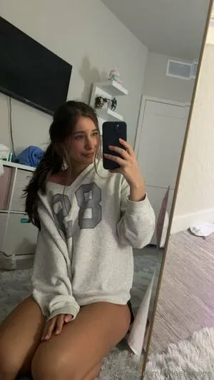 Chloereewee OnlyFans Leaked Free Thumbnail Picture - #iu3yWDy2hc