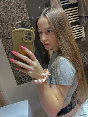 Chloeways OnlyFans Leaked Free Thumbnail Picture - #RxlKszy1p0