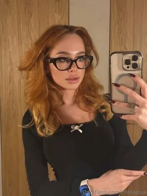 Chloeziva OnlyFans Leaked Free Thumbnail Picture - #3KqD5crLYC