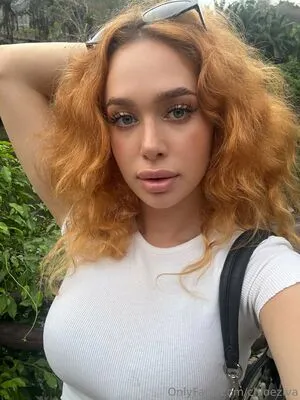 Chloeziva OnlyFans Leaked Free Thumbnail Picture - #B8EEpxBNZP