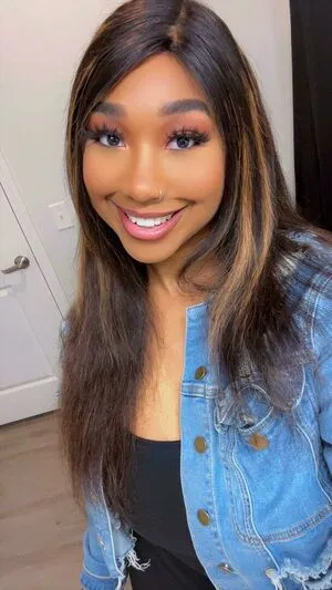 Chocolatediosa OnlyFans Leaked Free Thumbnail Picture - #YimuVetY3E