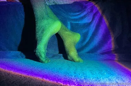 Chocolatefeetbabe OnlyFans Leaked Free Thumbnail Picture - #GNb5G8OC87