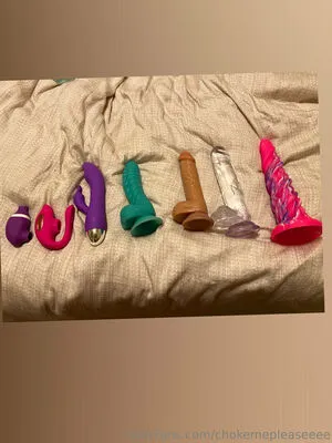 Chokemepleaseeee OnlyFans Leaked Free Thumbnail Picture - #19l84Rz1YJ