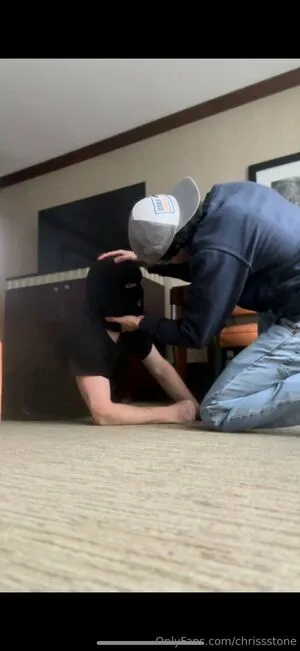Chrissstone OnlyFans Leaked Free Thumbnail Picture - #G60NTVq2Ke