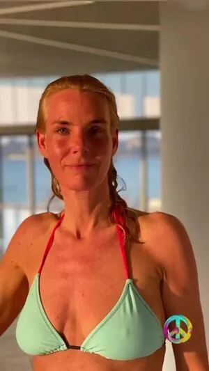 Chrissy Schulz OnlyFans Leaked Free Thumbnail Picture - #BGuuje2riy