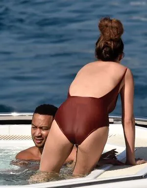 Chrissy Teigen OnlyFans Leaked Free Thumbnail Picture - #AeH6dP0sH3