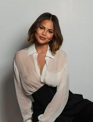 Chrissy Teigen OnlyFans Leaked Free Thumbnail Picture - #GHAJVgwxnh