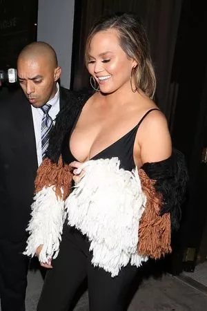 Chrissy Teigen OnlyFans Leaked Free Thumbnail Picture - #R3NjPysxJV