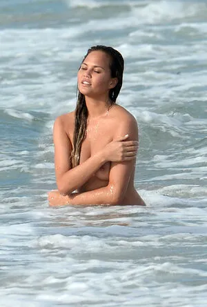 Chrissy Teigen OnlyFans Leaked Free Thumbnail Picture - #Yq9iKM0Mbi