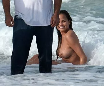 Chrissy Teigen OnlyFans Leaked Free Thumbnail Picture - #e0dPNN03Ia