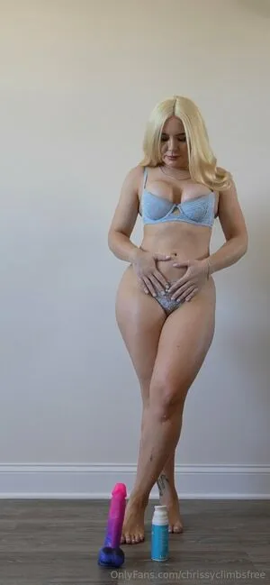 Chrissyclimbsfree OnlyFans Leaked Free Thumbnail Picture - #taHx2xCMyZ