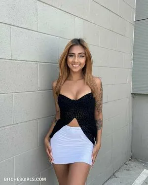 Chrissymenzies OnlyFans Leaked Free Thumbnail Picture - #Q1Lma0JrUb