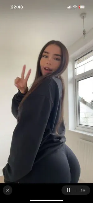 Christa Bear OnlyFans Leaked Free Thumbnail Picture - #E7KPNSpuqs