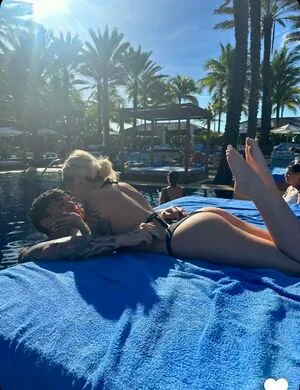 Christenwhitman OnlyFans Leaked Free Thumbnail Picture - #MQlZ52pO8D