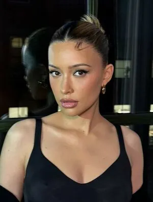 Christian Serratos OnlyFans Leaked Free Thumbnail Picture - #RBl2bjs8jc