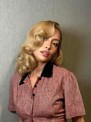 Christian Serratos OnlyFans Leaked Free Thumbnail Picture - #rrz9VYuvvR