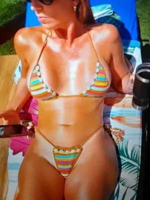 Christiana Almeida OnlyFans Leaked Free Thumbnail Picture - #WzK6enb3n3