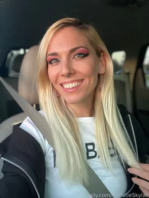 Christie Skylar OnlyFans Leaked Free Thumbnail Picture - #6vRtSyDbwk