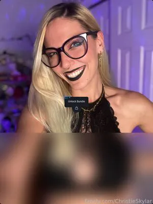 Christie Skylar OnlyFans Leaked Free Thumbnail Picture - #VSgQMzSk9T