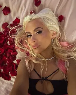 Christina Aguilera OnlyFans Leaked Free Thumbnail Picture - #0hPLjPvbmb