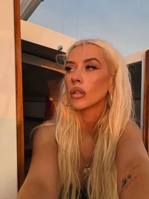 Christina Aguilera OnlyFans Leaked Free Thumbnail Picture - #7uwOEJ9XYj