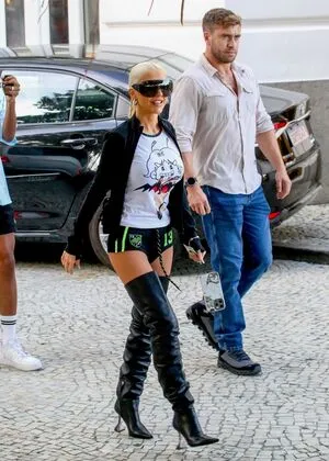 Christina Aguilera OnlyFans Leaked Free Thumbnail Picture - #EgYIIXKuIO