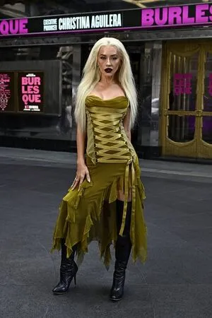 Christina Aguilera OnlyFans Leaked Free Thumbnail Picture - #SHZypizBS0