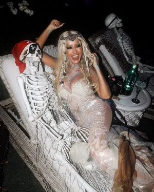 Christina Aguilera OnlyFans Leaked Free Thumbnail Picture - #gBxa2zCEV5