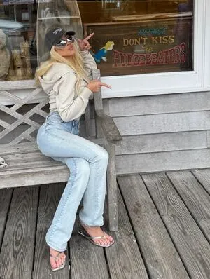 Christina Aguilera OnlyFans Leaked Free Thumbnail Picture - #hoNhJA1aur