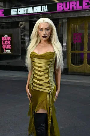 Christina Aguilera OnlyFans Leaked Free Thumbnail Picture - #ifqZVhfuvF