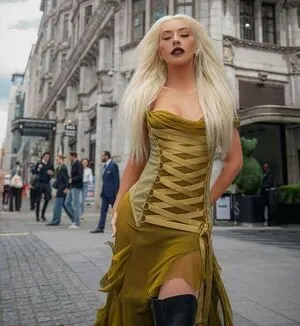 Christina Aguilera OnlyFans Leaked Free Thumbnail Picture - #xKbq7foprD