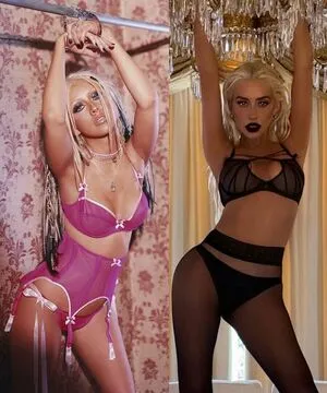 Christina Aguilera OnlyFans Leaked Free Thumbnail Picture - #zeBaL6HCRB