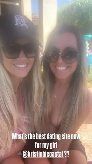 Christina Hall OnlyFans Leaked Free Thumbnail Picture - #FUDWYBALbu