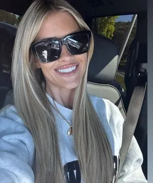 Christina Hall OnlyFans Leaked Free Thumbnail Picture - #qa8xxVfMXI