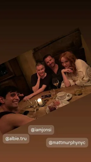 Christina Hendricks OnlyFans Leaked Free Thumbnail Picture - #6MtYSqltV2