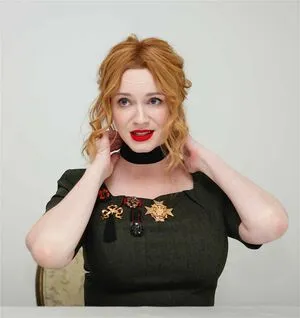 Christina Hendricks OnlyFans Leaked Free Thumbnail Picture - #7Fq4vk8gtc