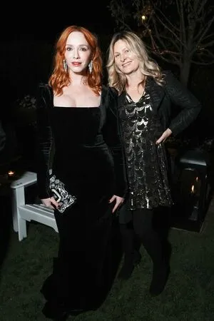 Christina Hendricks OnlyFans Leaked Free Thumbnail Picture - #AKFjh8Cfb8