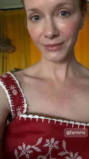 Christina Hendricks OnlyFans Leaked Free Thumbnail Picture - #DsQDPdpimM