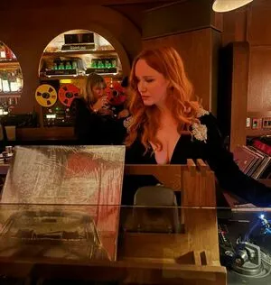 Christina Hendricks OnlyFans Leaked Free Thumbnail Picture - #VLA7ETdupW