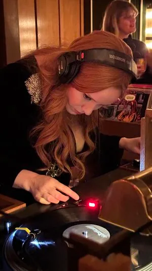 Christina Hendricks OnlyFans Leaked Free Thumbnail Picture - #Xbc1ZkRfAr