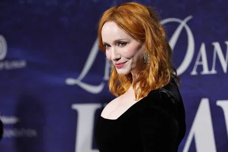 Christina Hendricks OnlyFans Leaked Free Thumbnail Picture - #mgav2lnfJ5